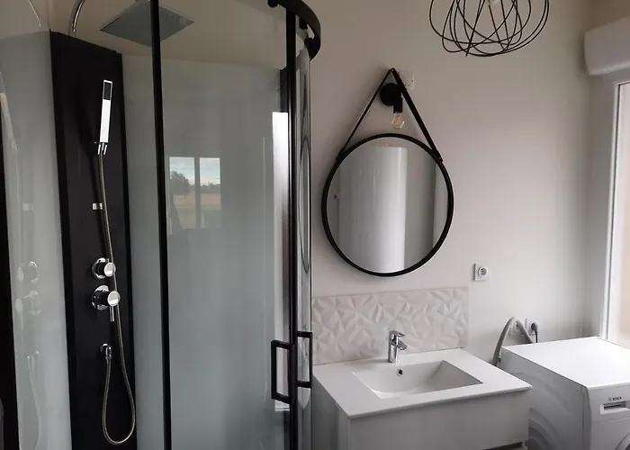 La Clef Des Champs Perrine * Brouckerque